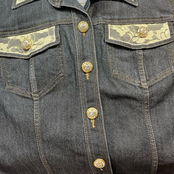 V Cristina Denim Suit-Lace Detail and Jeweled Buttons. - Picture 4 of 16